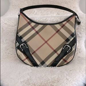 Burberry purse